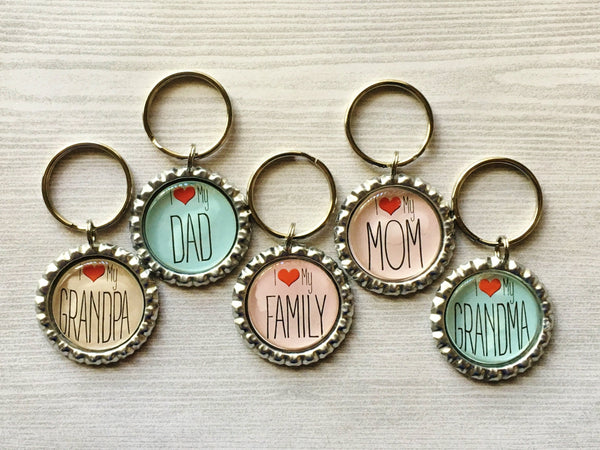 Keychain,Key Ring,I Heart,I Love,Dad,Mom.Key Chain,Keyring,Bottle Cap,Accessories,Bottlecap Keychain,Handmade,Party Favor,Gift,Birthday